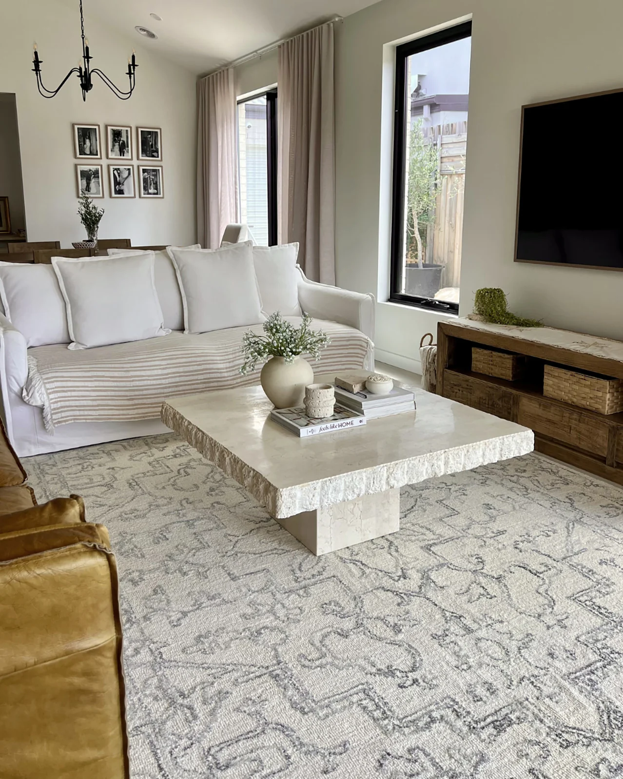 Capella Ivory Grey Medallion Tufted Wool Rug - Image 3