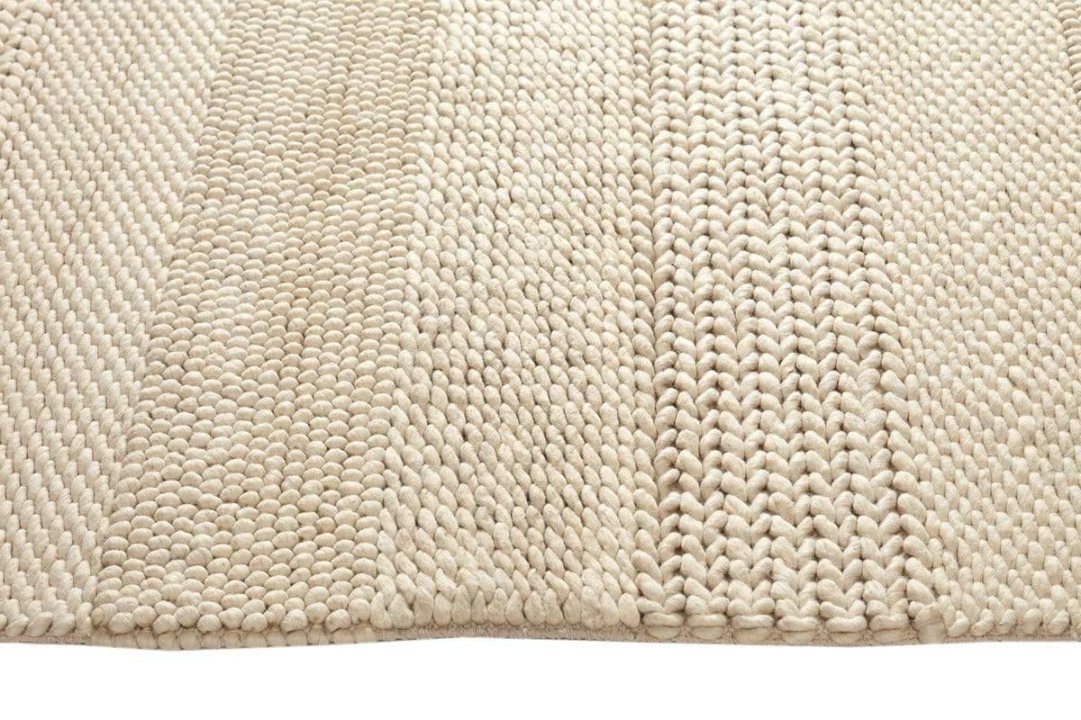 Fleur Ivory Braided and Looped Rug - Image 14