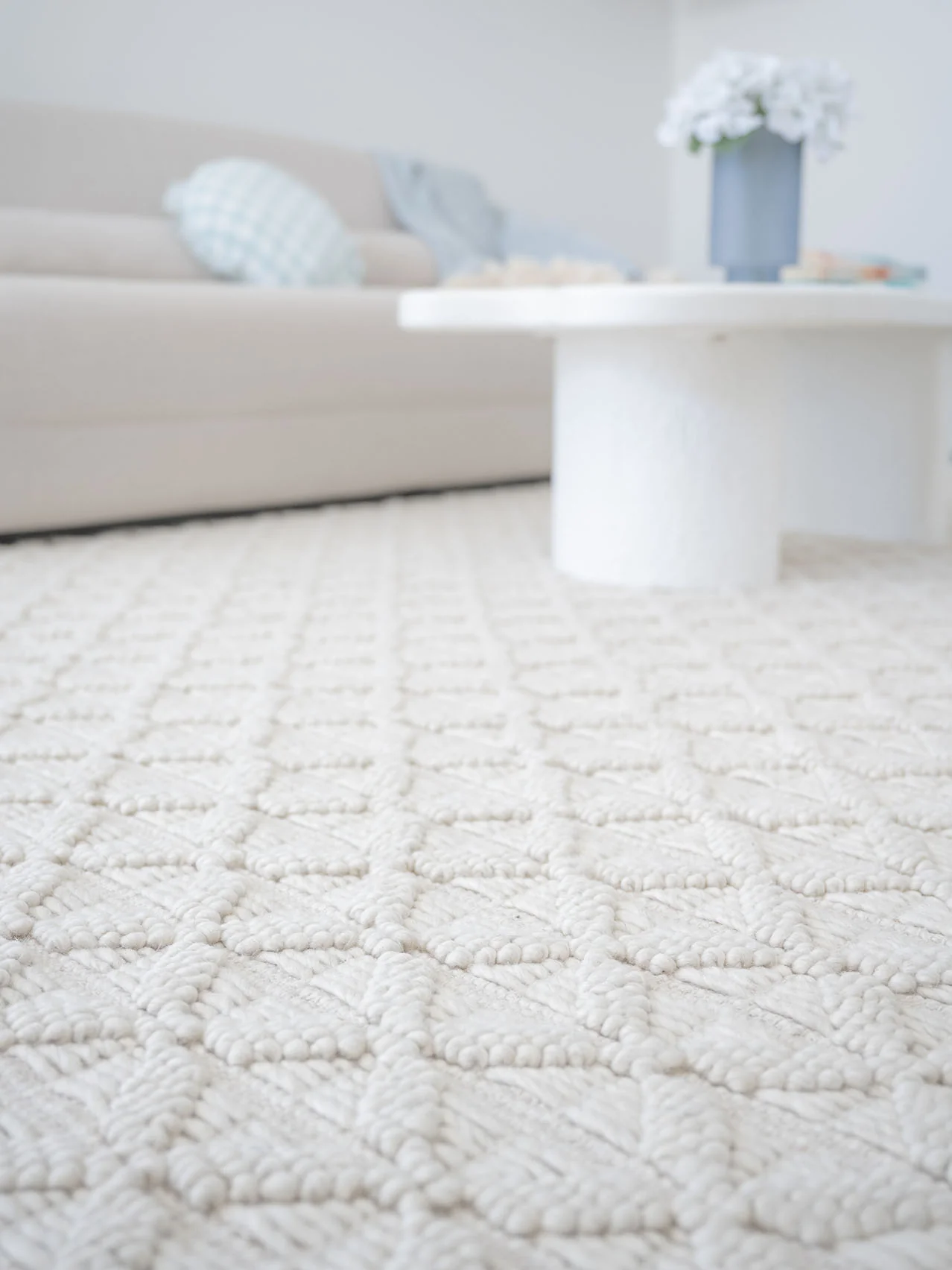 Hanna Ivory Leaflets Wool Blend Rug - Image 5