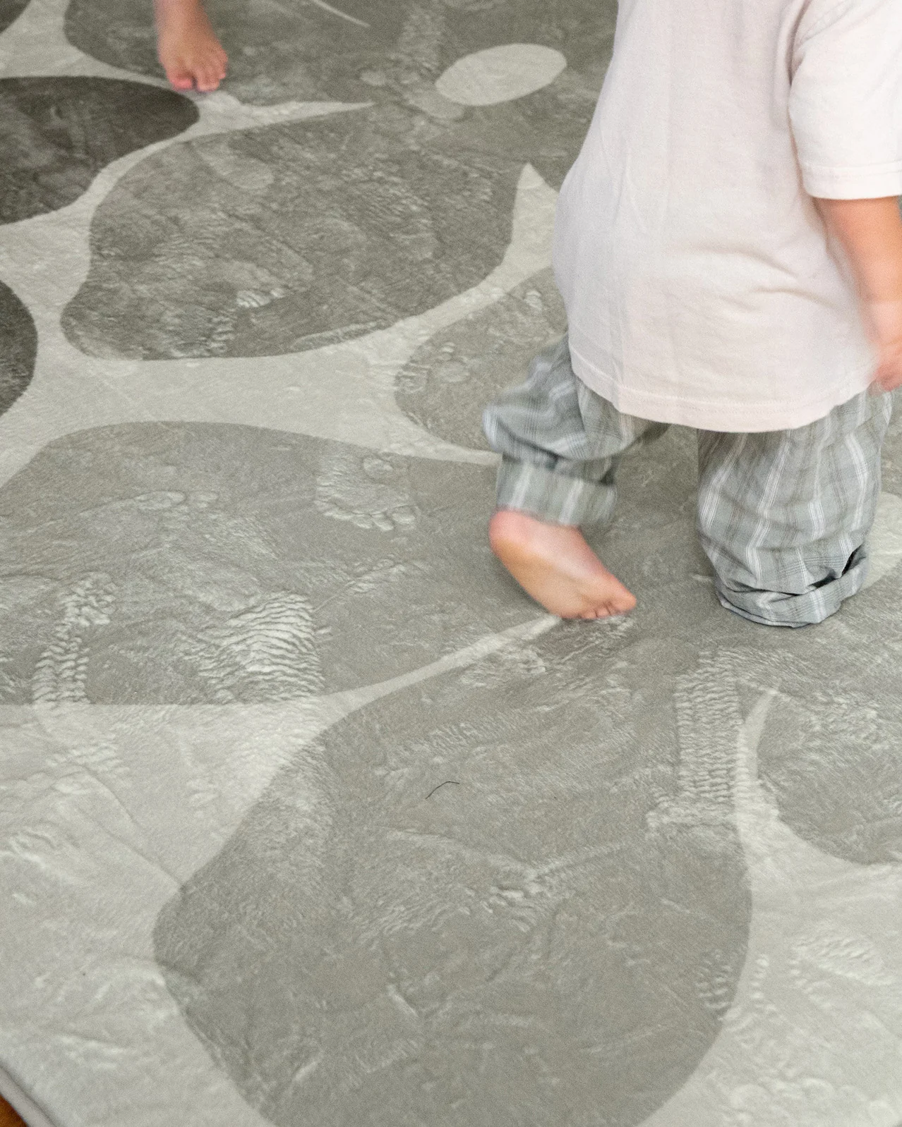 Rory Grey Green Flowers Rollie Pollie Round Playmat - Image 2