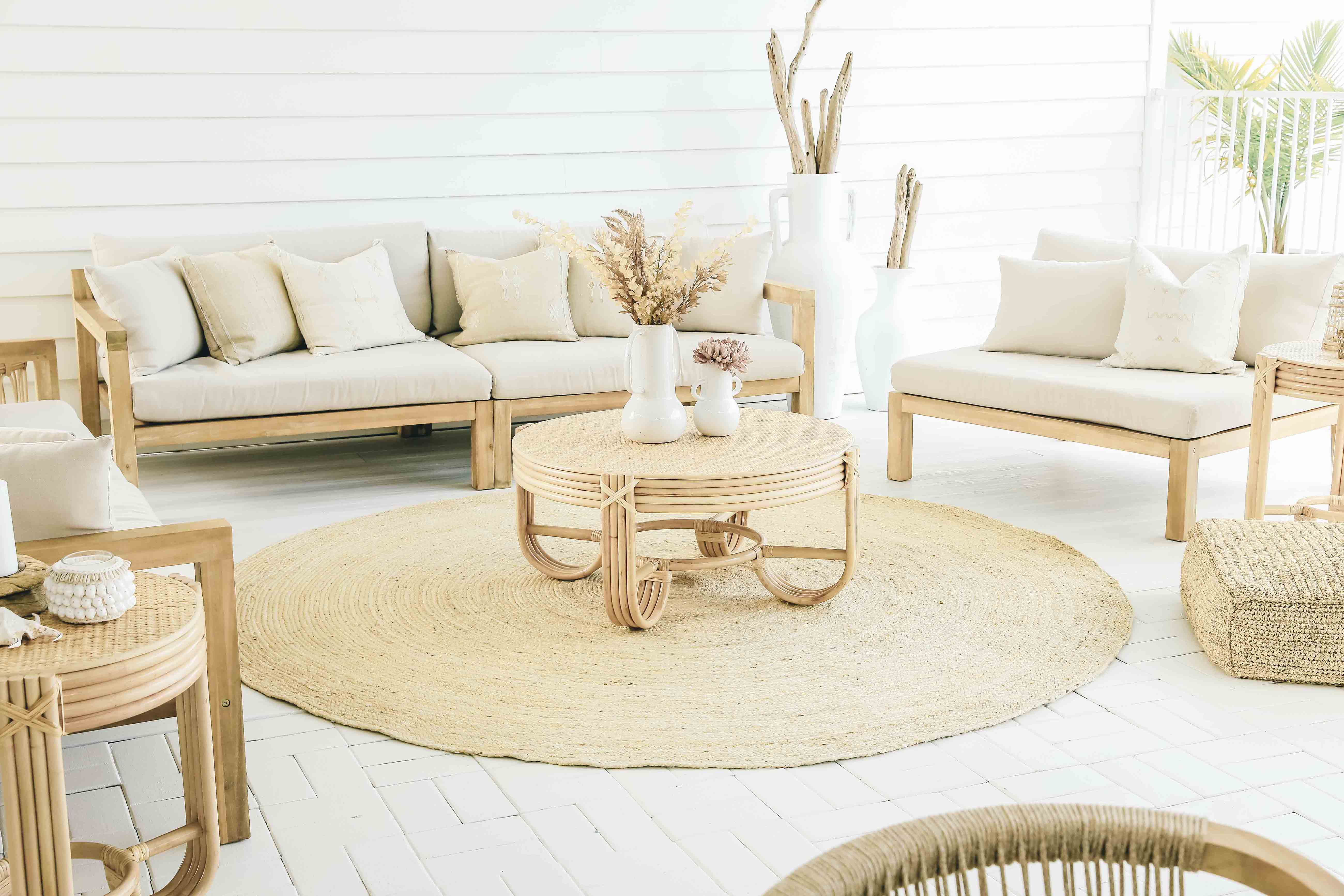 Sete Bleached Hand-Braided Round Jute Rug - Image 4